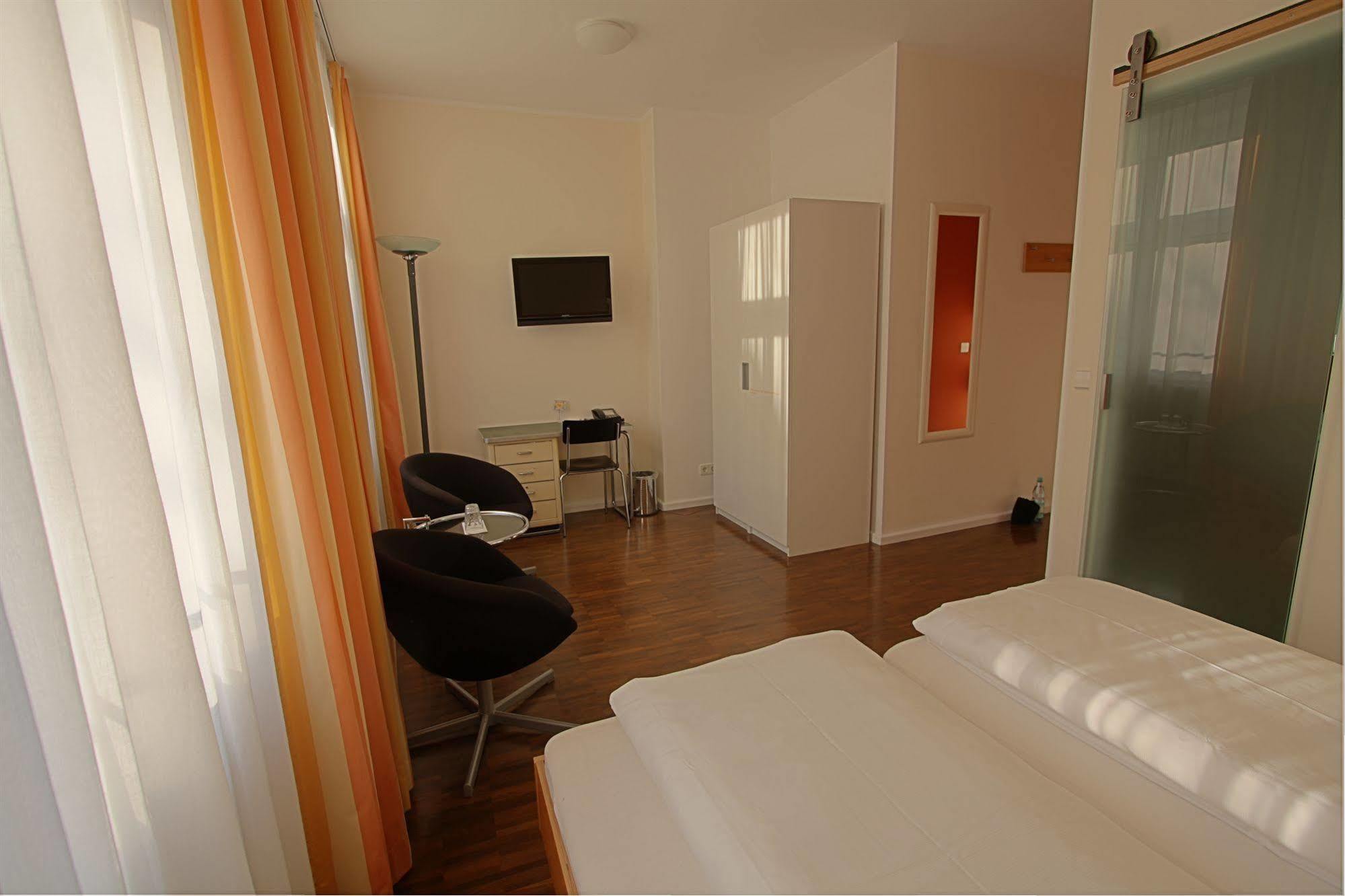 Hotel Johann Berlin Exterior photo