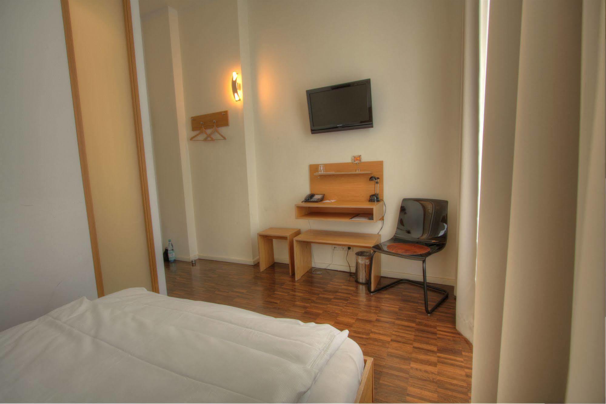 Hotel Johann Berlin Exterior photo