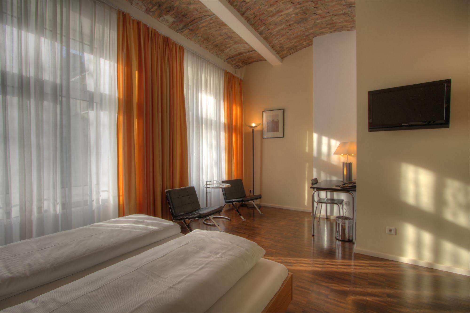 Hotel Johann Berlin Exterior photo