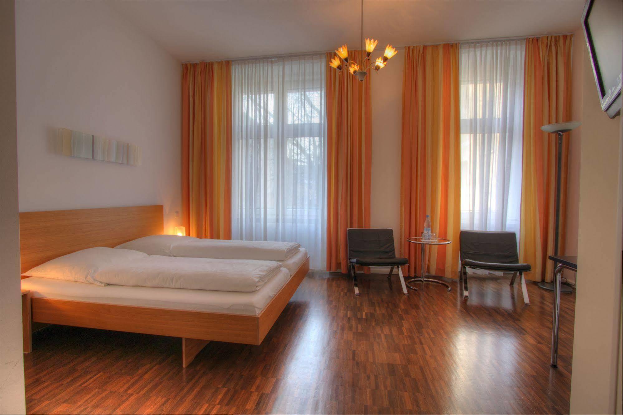 Hotel Johann Berlin Exterior photo